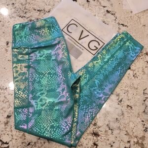 CVG Glisten Here Teal Full Length MEDIUM Legging NEW Constantly Varied Gear
